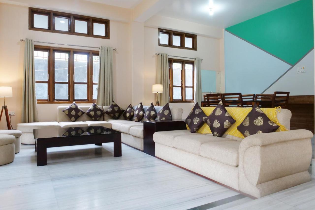 Joy'S Bnb Imphal Esterno foto