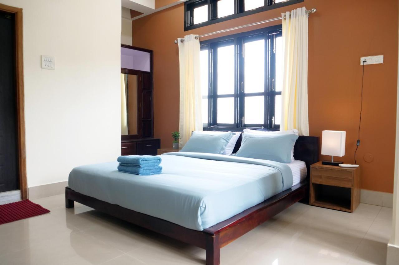 Joy'S Bnb Imphal Esterno foto