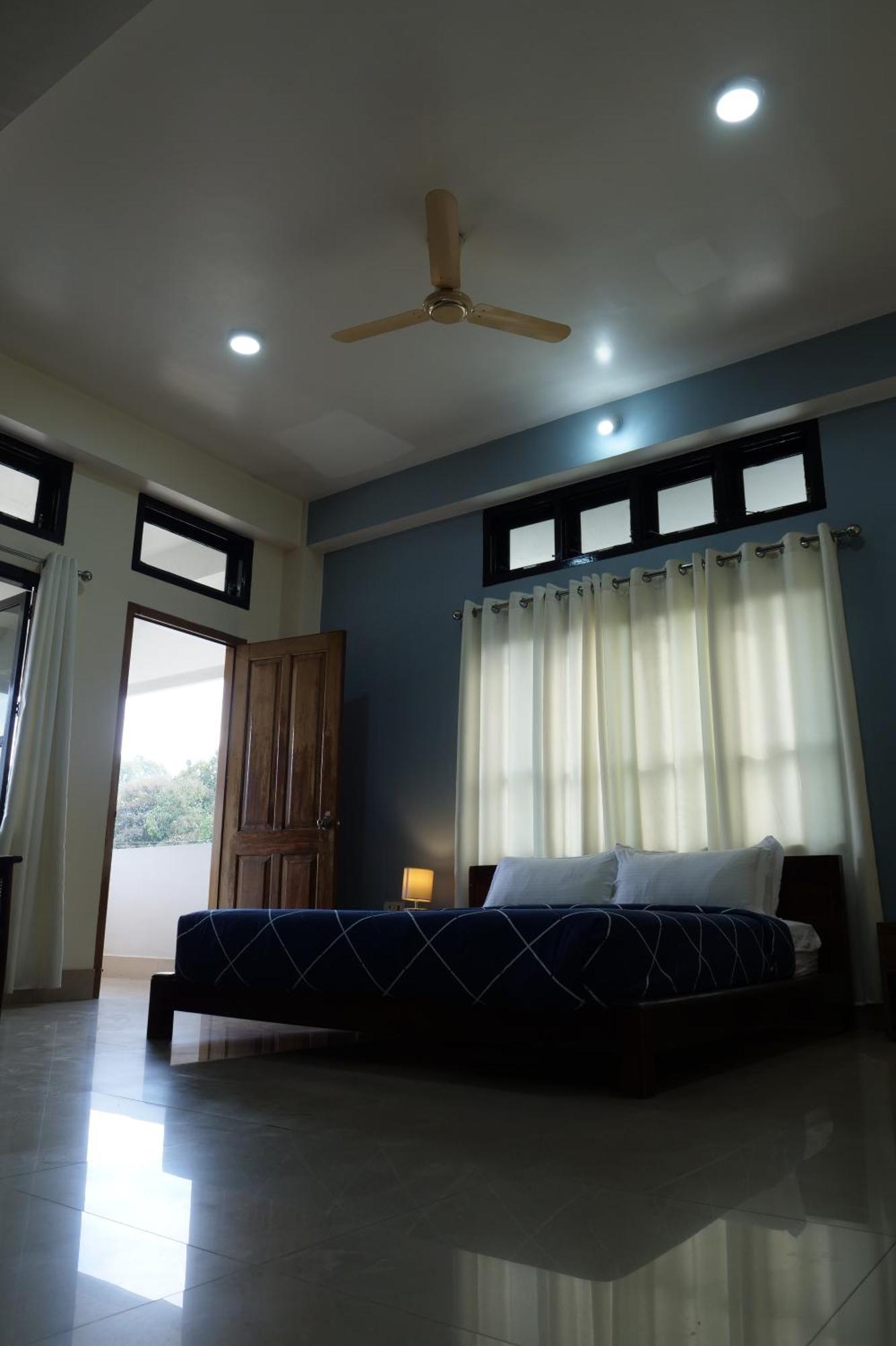 Joy'S Bnb Imphal Esterno foto